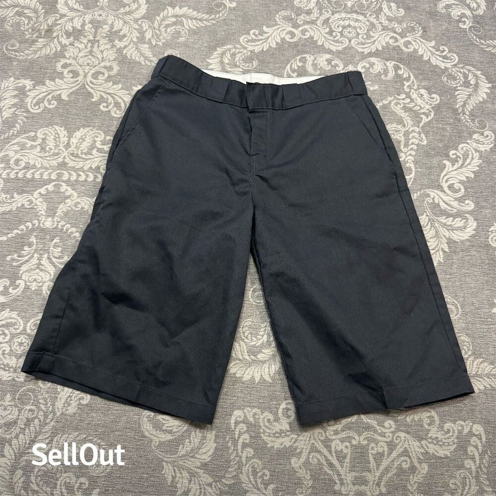 Dickies Men's Chino Shorts Size 32 Gray Flat Front 5-Pocket Design